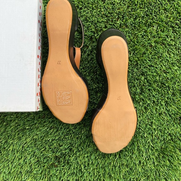 Coclico Women's Wedge Sandals available in Gray and Black size 7 - Picture 11 of 11